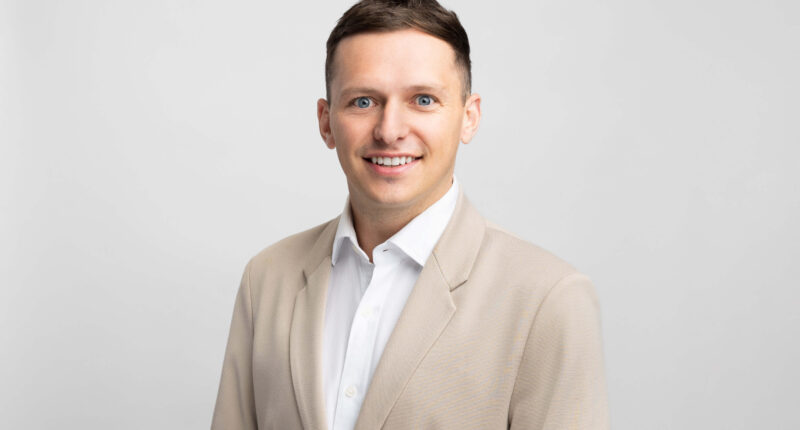 eToro, Josh Gilbert, Opinion
